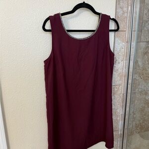 Elegant Burgundy Sleeveless Dress